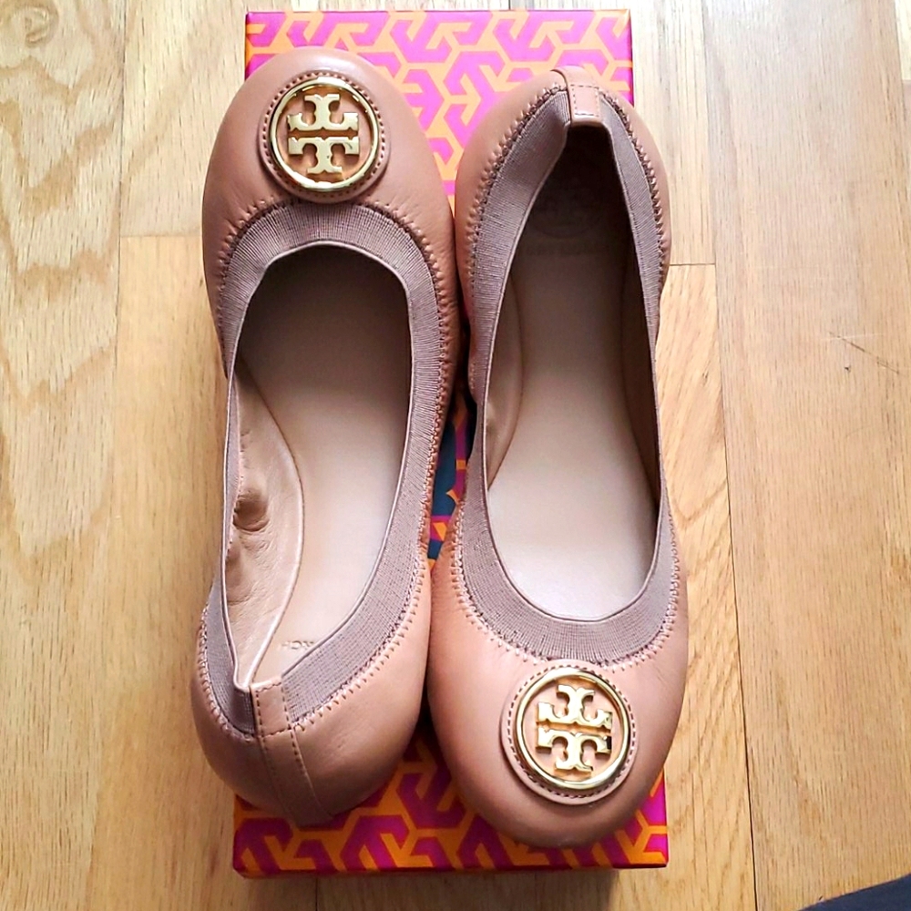 Tory Burch Caroline Beige Flats